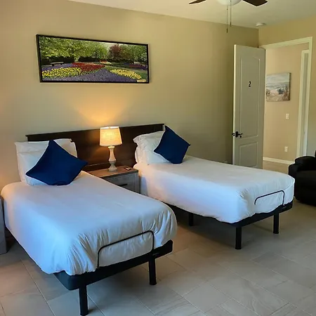 Short Term Vacation Rental Luxury B&B Cth